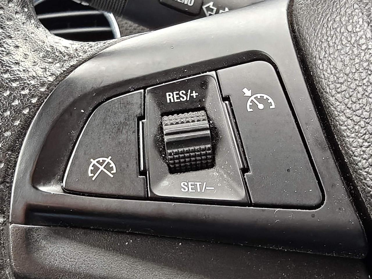 2016 Chevrolet Cruze Limited LT 1LT 4dr Sedan Photo