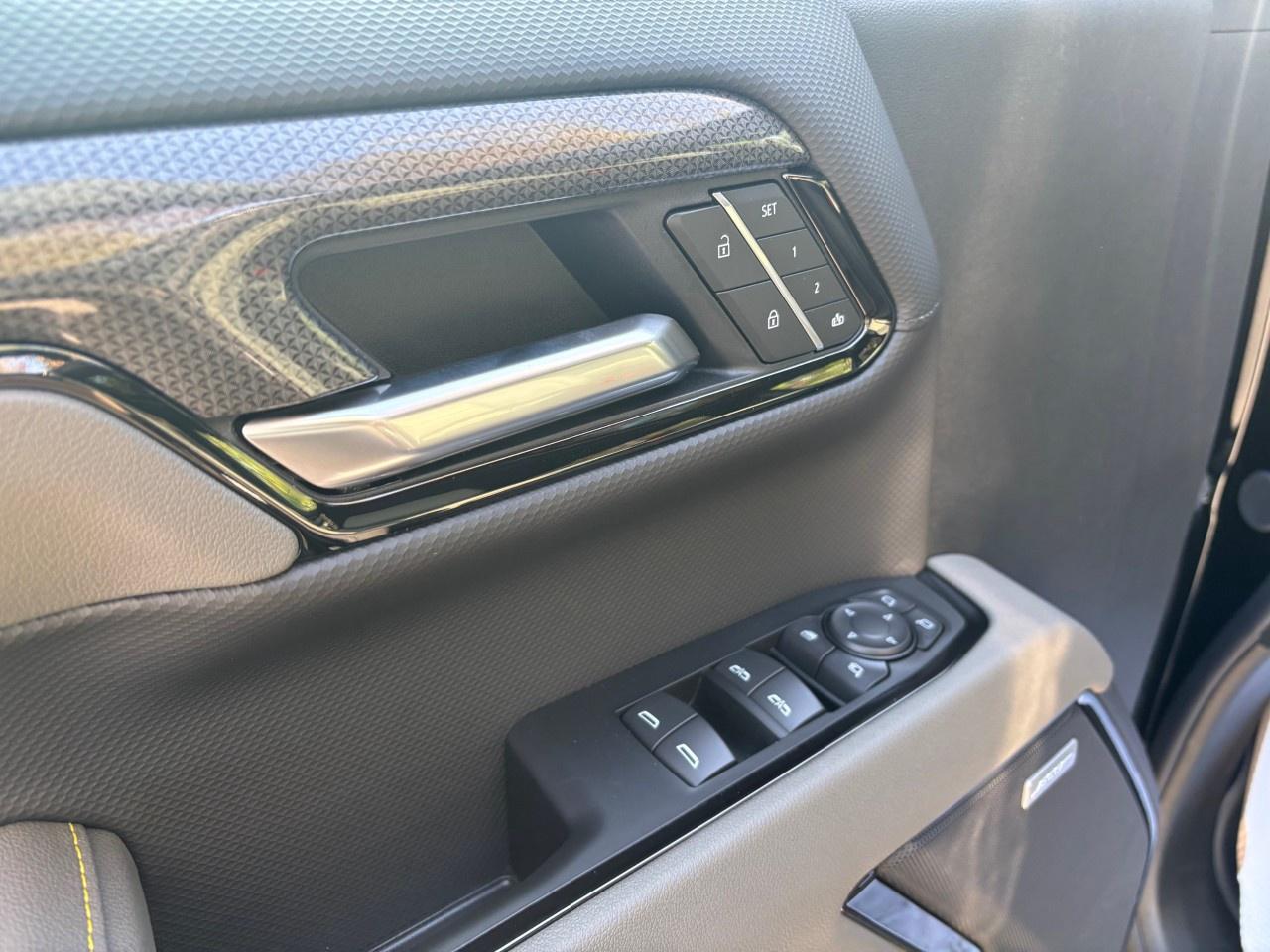 2026 Chevrolet Silverado 1500 Crew Cab Short Box 4-Wheel Drive ZR2 Photo