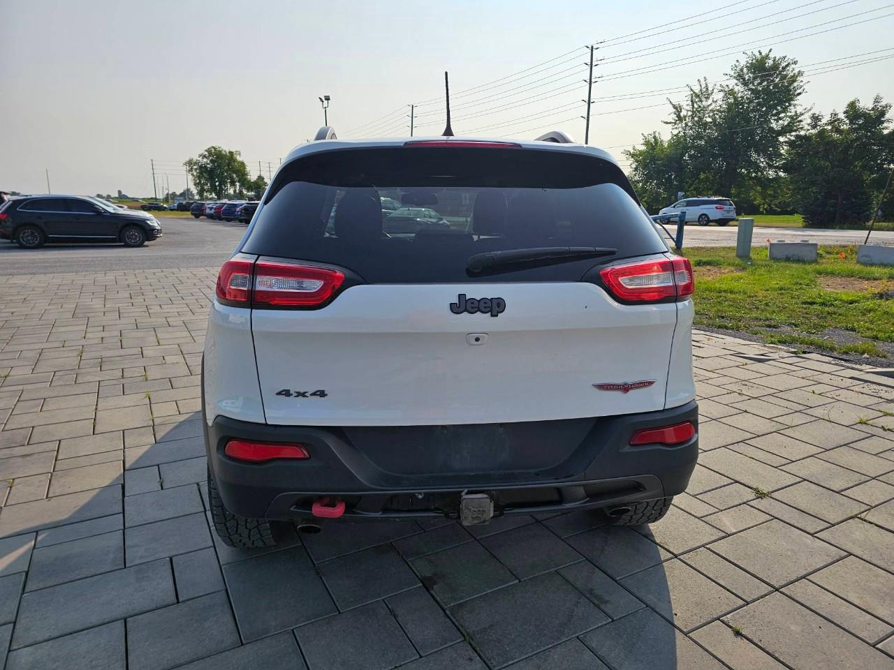 2018 Jeep Cherokee Trailhawk 4dr 4x4 Photo