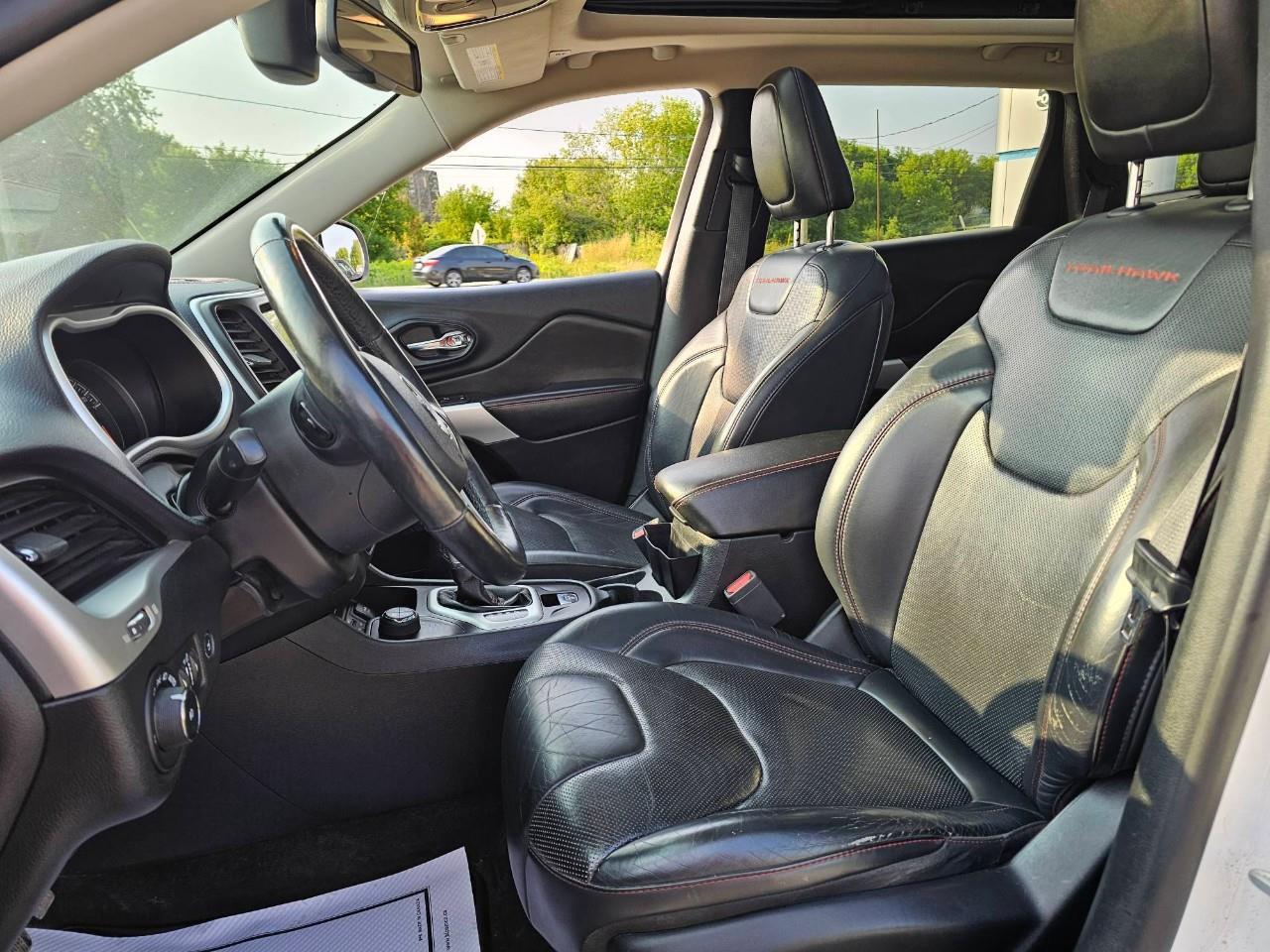 2018 Jeep Cherokee Trailhawk 4dr 4x4 Photo