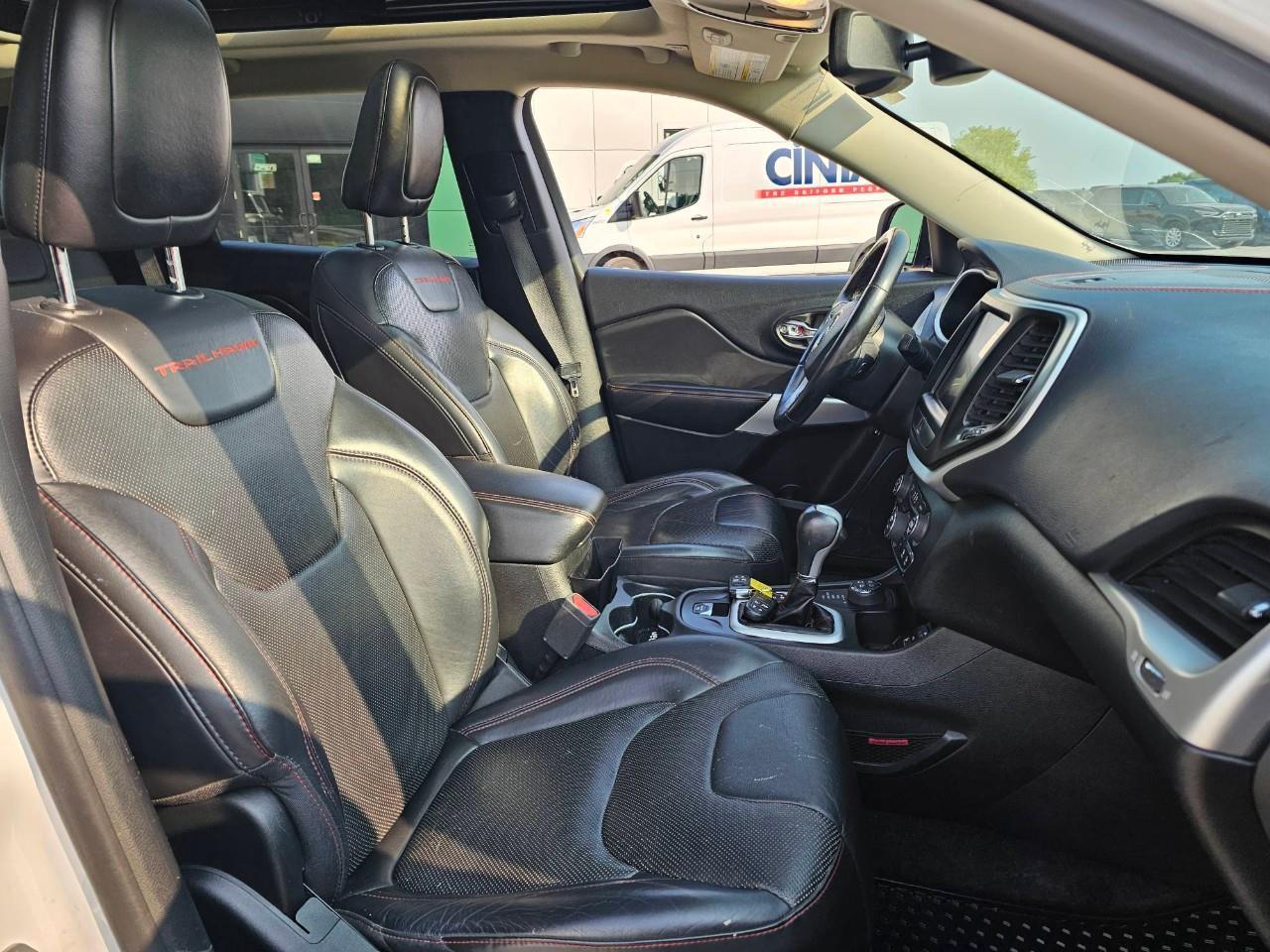 2018 Jeep Cherokee Trailhawk 4dr 4x4 Photo