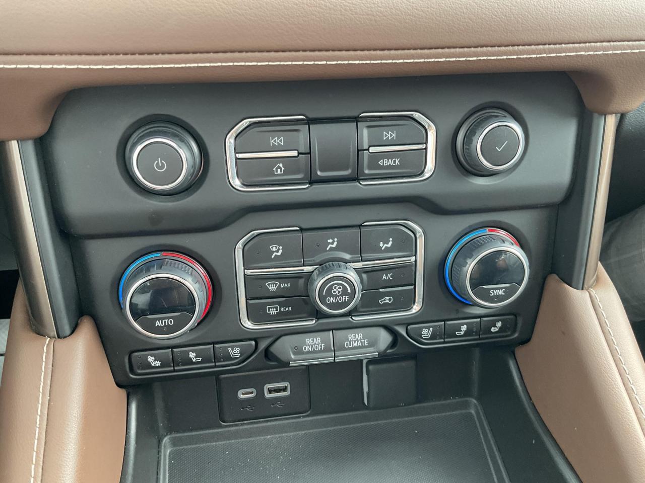 2023 Chevrolet Tahoe High Country 4x4 Photo