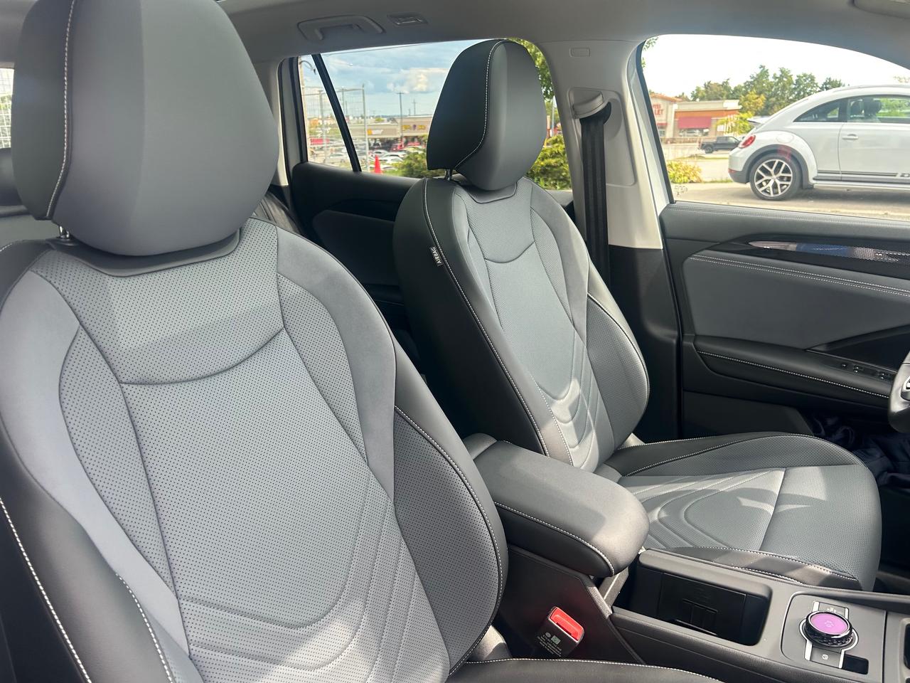 2025 Volkswagen Tiguan Comfortline 4dr All-wheel Drive 4MOTION Photo
