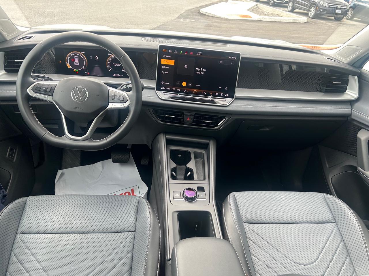 2025 Volkswagen Tiguan Comfortline 4dr All-wheel Drive 4MOTION Photo