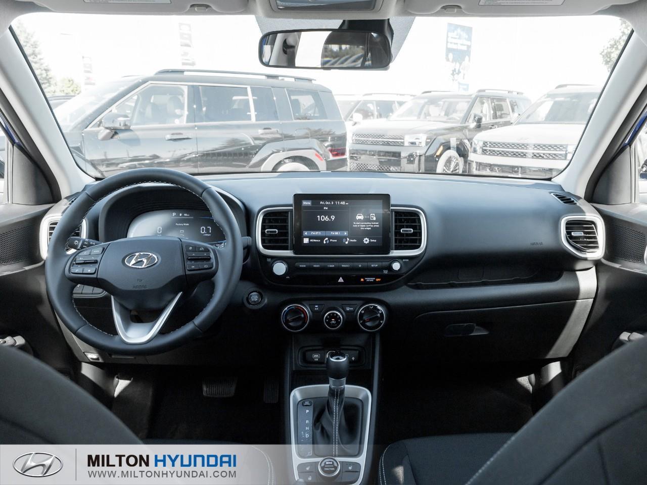 2026 Hyundai Venue Preferred w/Two-Tone 4dr Front-Wheel Drive Photo