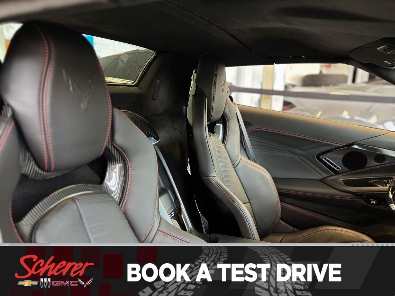 2025 Chevrolet Corvette Z06 w/3LZ 2dr Convertible Photo