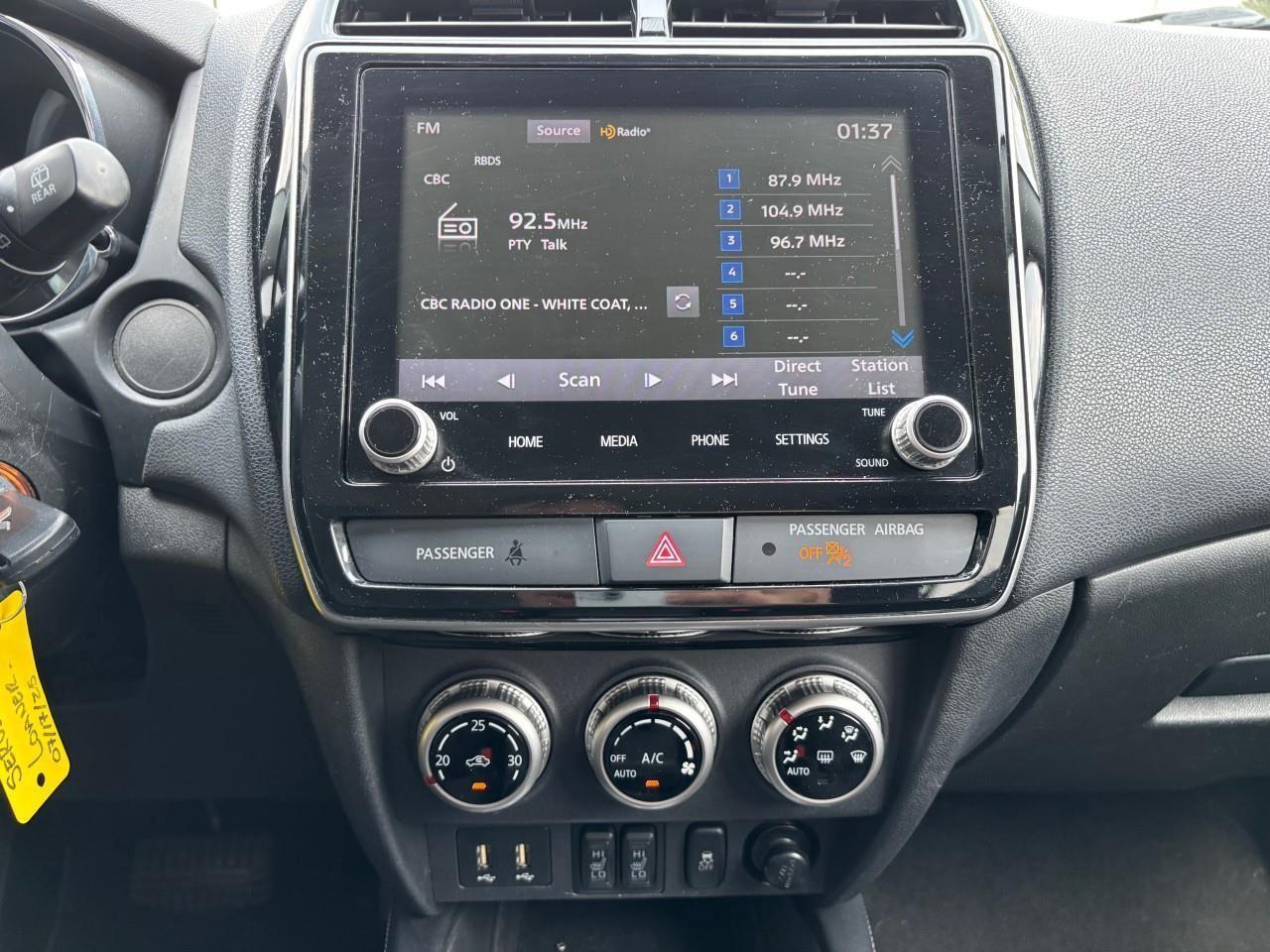 2022 Mitsubishi RVR SE 4dr AWC Photo