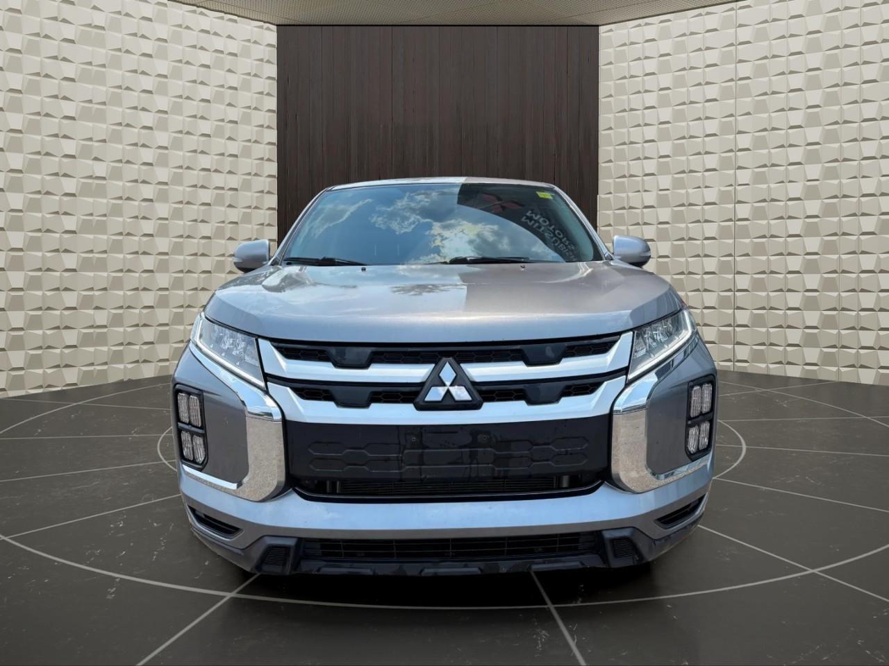 2022 Mitsubishi RVR SE 4dr AWC Photo