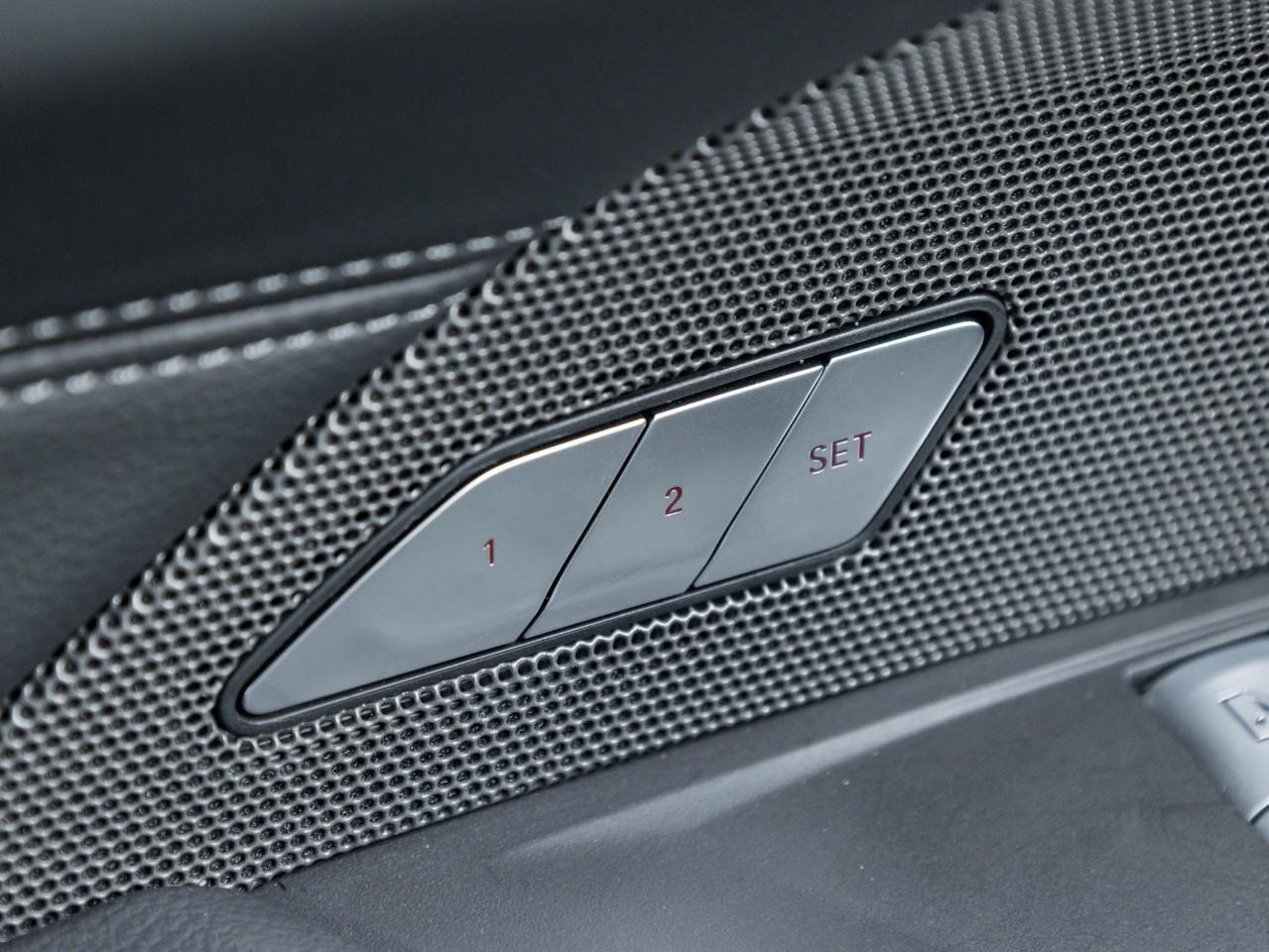 2025 BMW 430 i xDrive 2dr All-Wheel Drive Coupe Photo