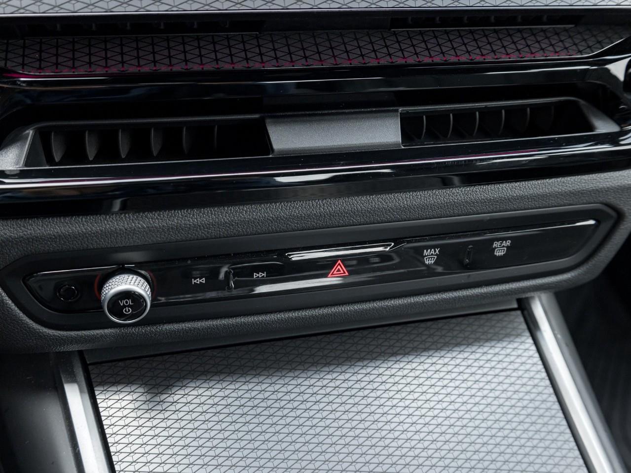 2025 BMW 430 i xDrive 2dr All-Wheel Drive Coupe Photo