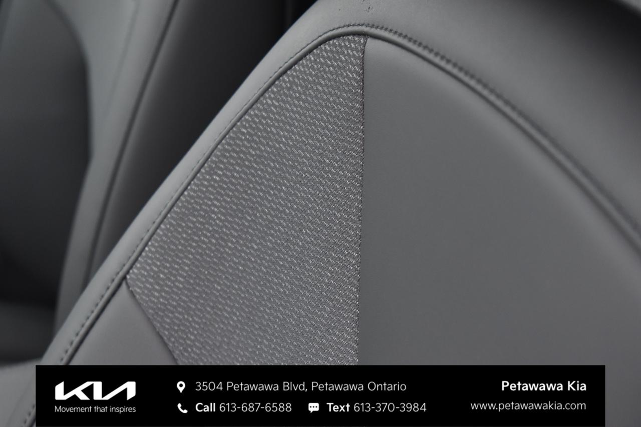 2026 Kia NIRO EX Premium 4dr Front-Wheel Drive Sport Utility Photo