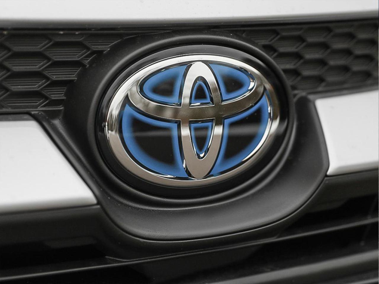 2025 Toyota Corolla Hybrid LE 4dr All-Wheel Drive Sedan Photo