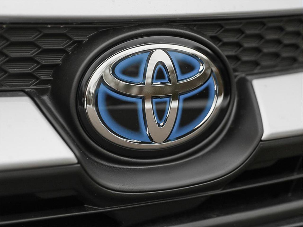 2025 Toyota Corolla Hybrid LE 4dr All-Wheel Drive Sedan Photo