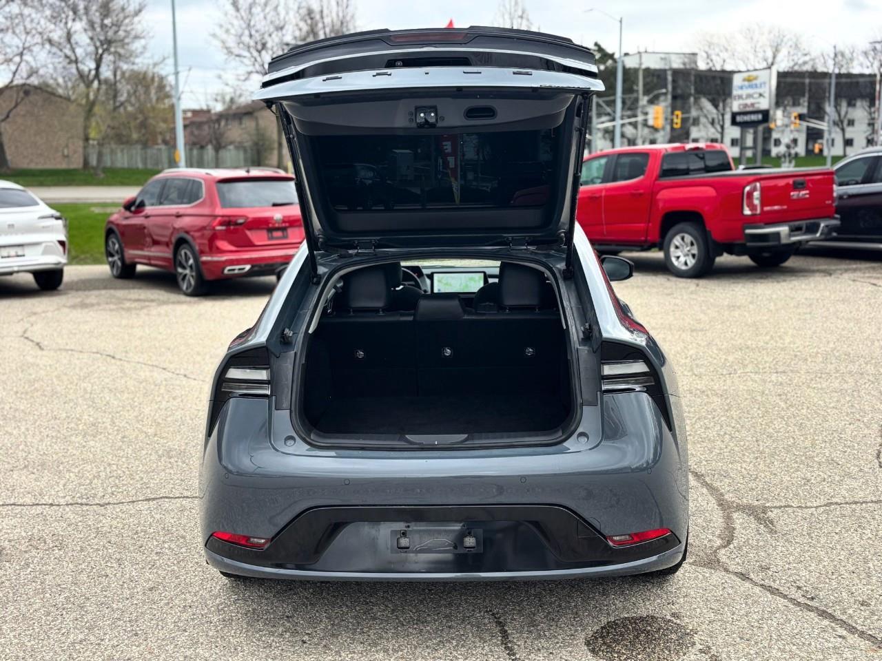 2023 Toyota Prius Prime XSE 5dr Hatchback Photo