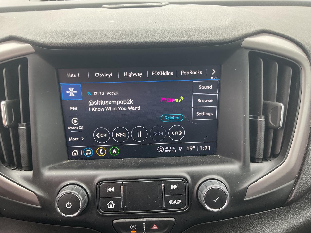 2023 GMC Terrain AT4 All-Wheel Drive Photo