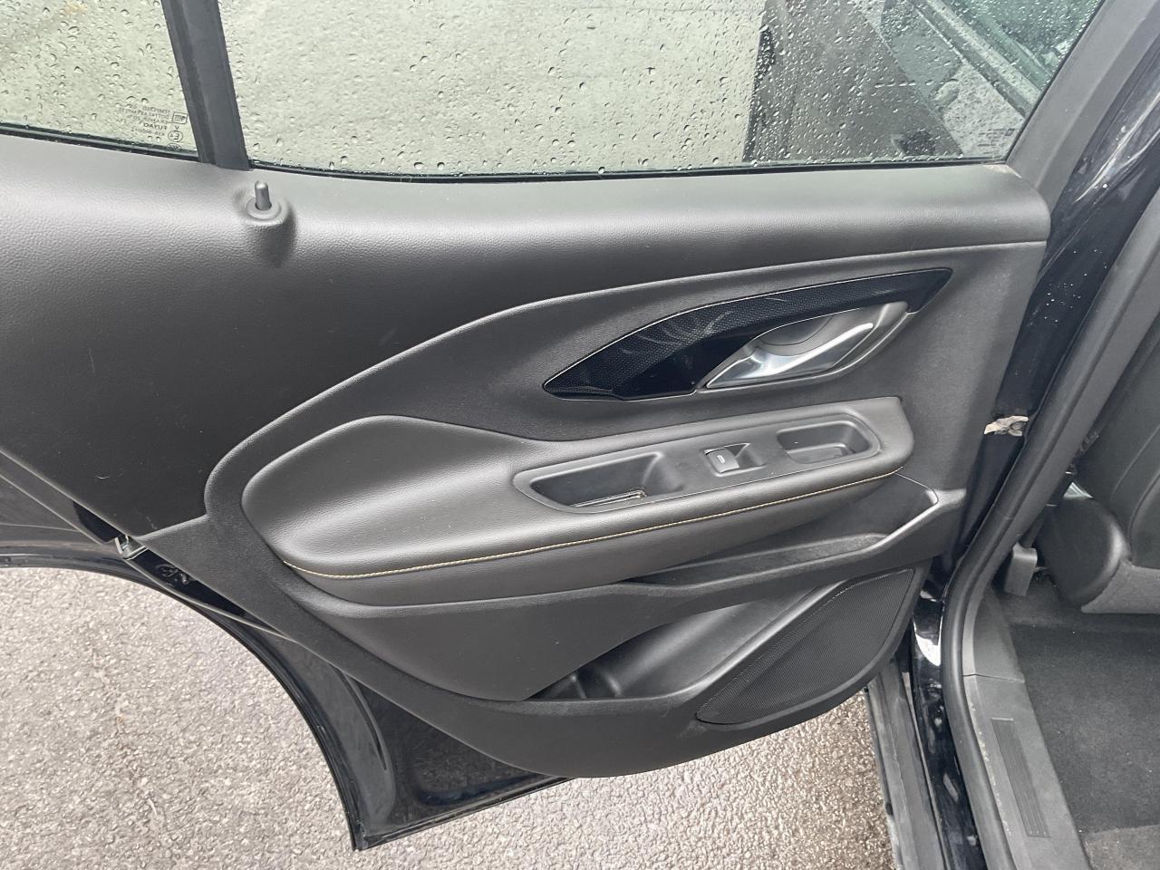 2023 GMC Terrain AT4 All-Wheel Drive Photo