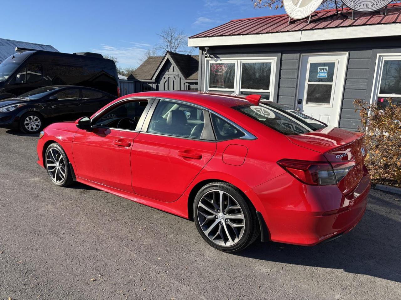 2022 Honda Civic Touring 4dr Sedan Photo