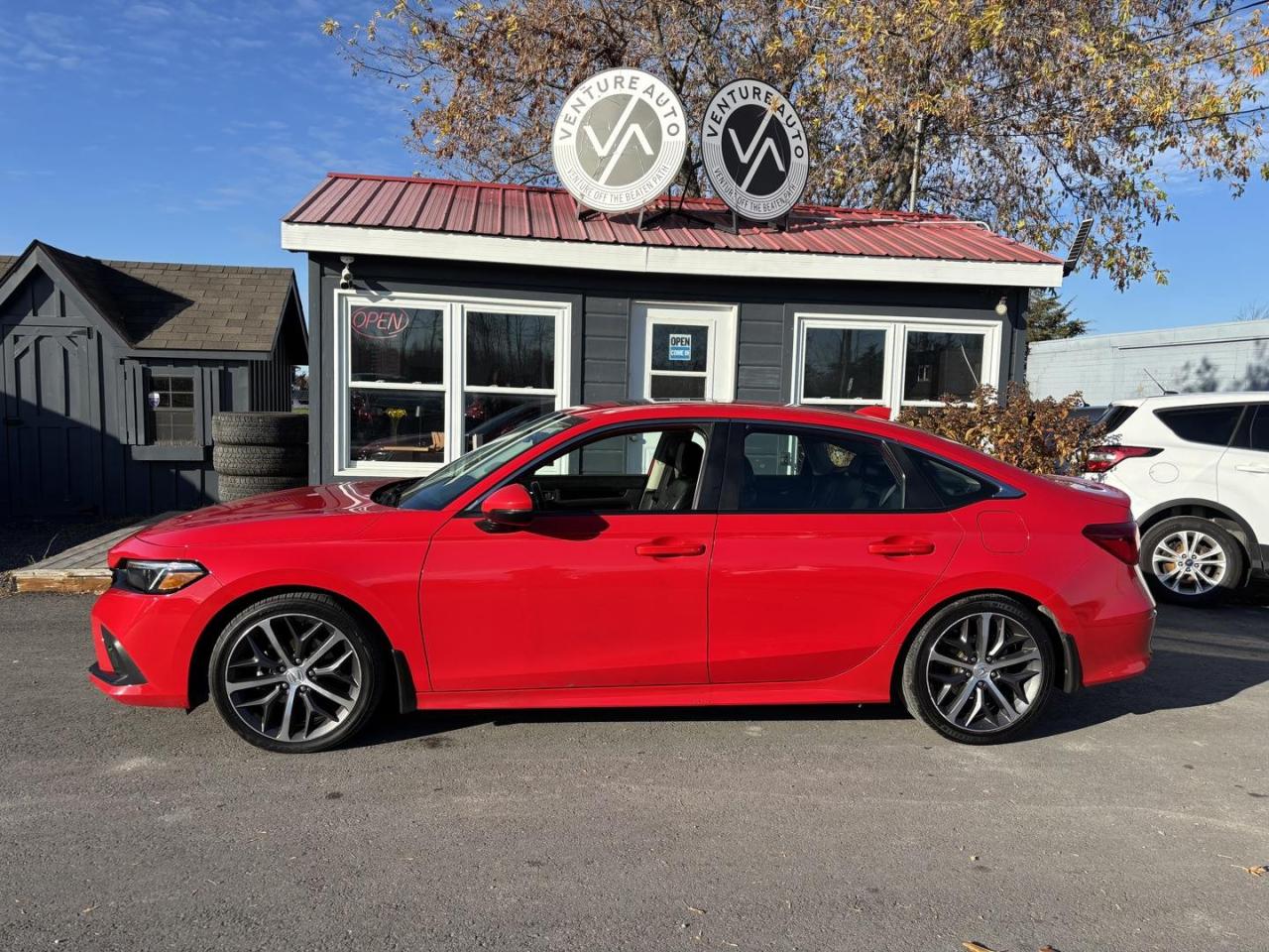 2022 Honda Civic Touring 4dr Sedan Photo