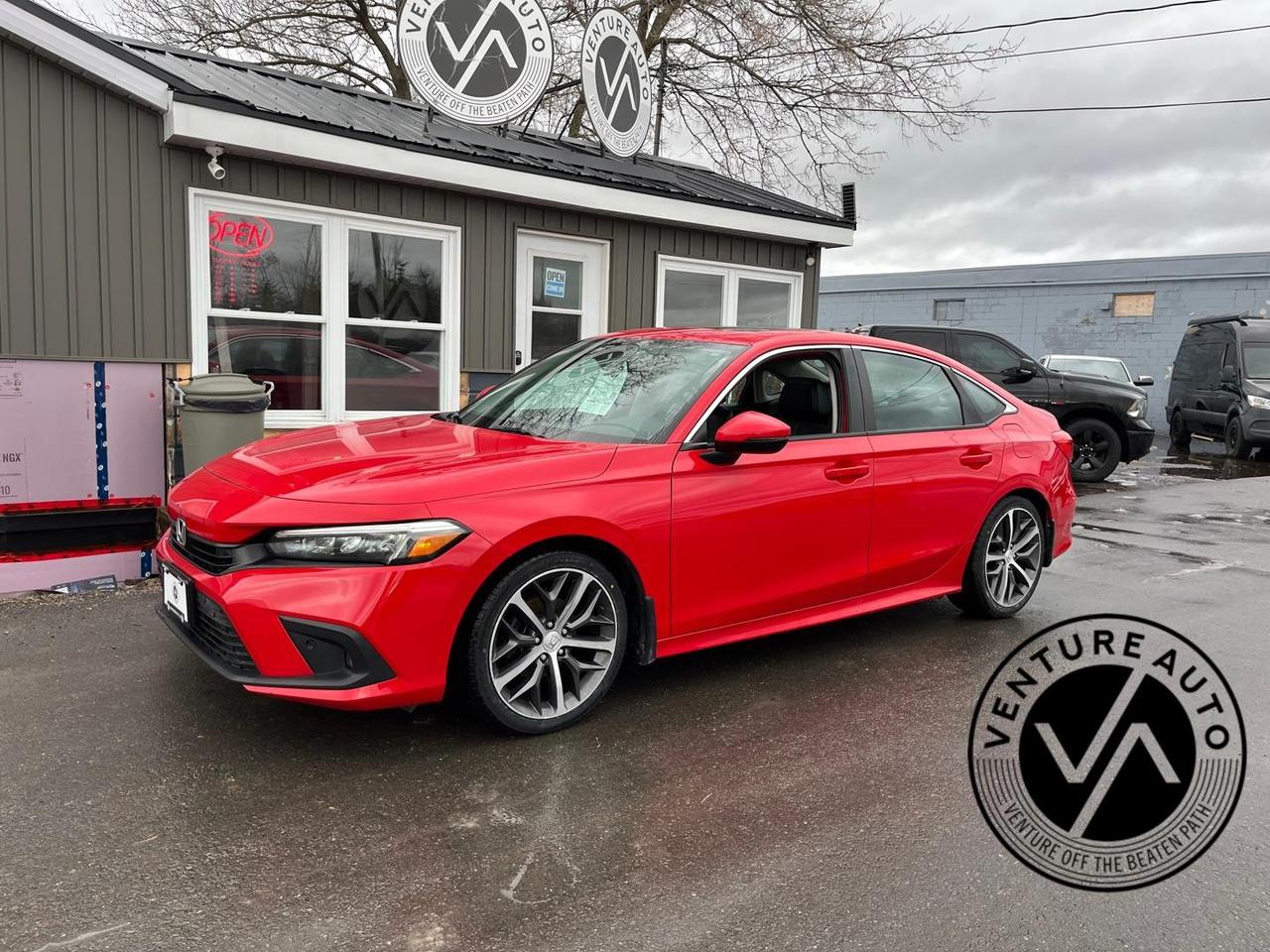 2022 Honda Civic Touring 4dr Sedan Photo