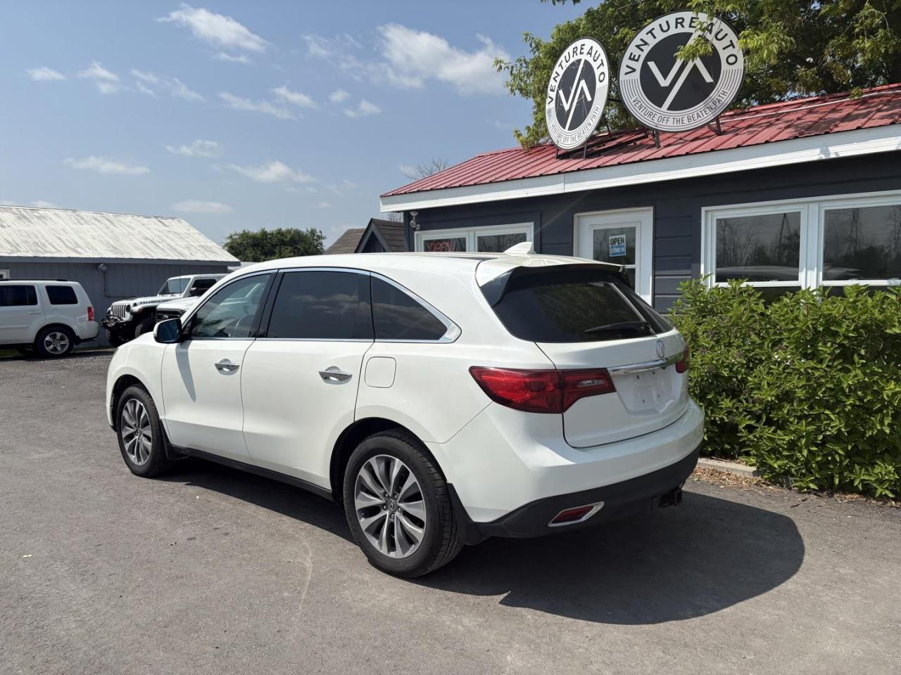 2016 Acura MDX Navigation Package 4dr SH-AWD Photo2