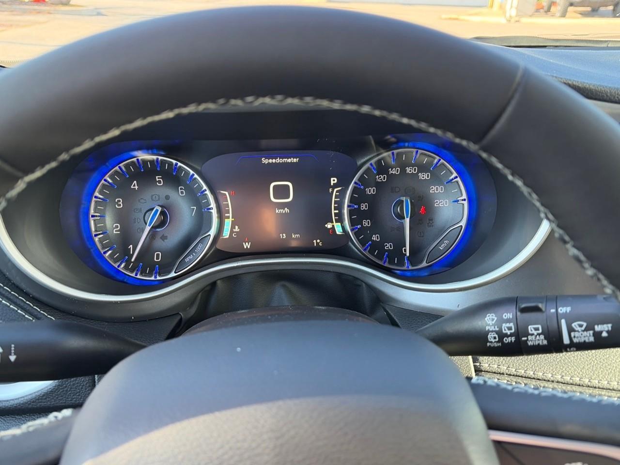 2026 Chrysler Pacifica Select All-Wheel Drive Passenger Van Photo