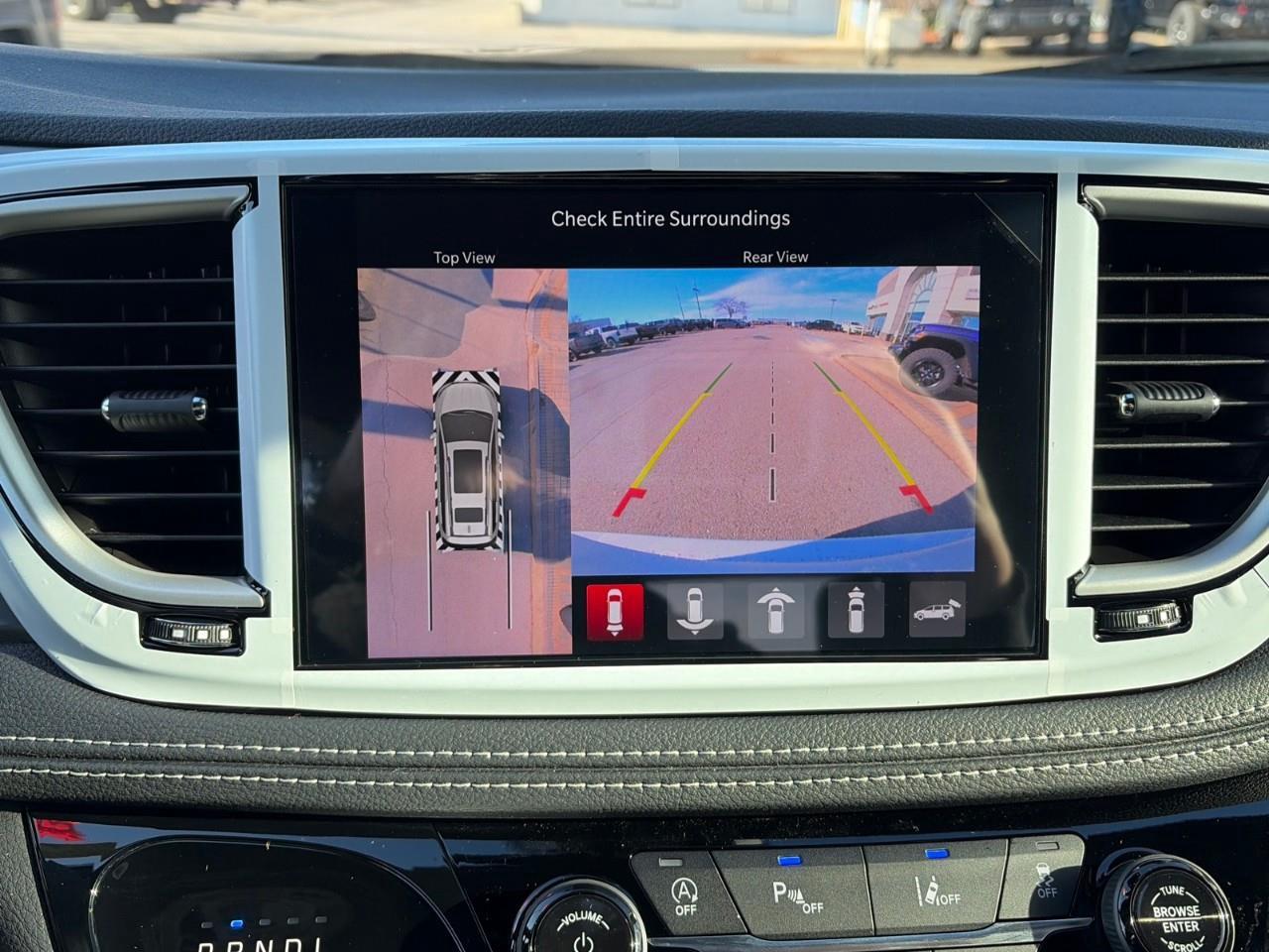 2026 Chrysler Pacifica Select All-Wheel Drive Passenger Van Photo