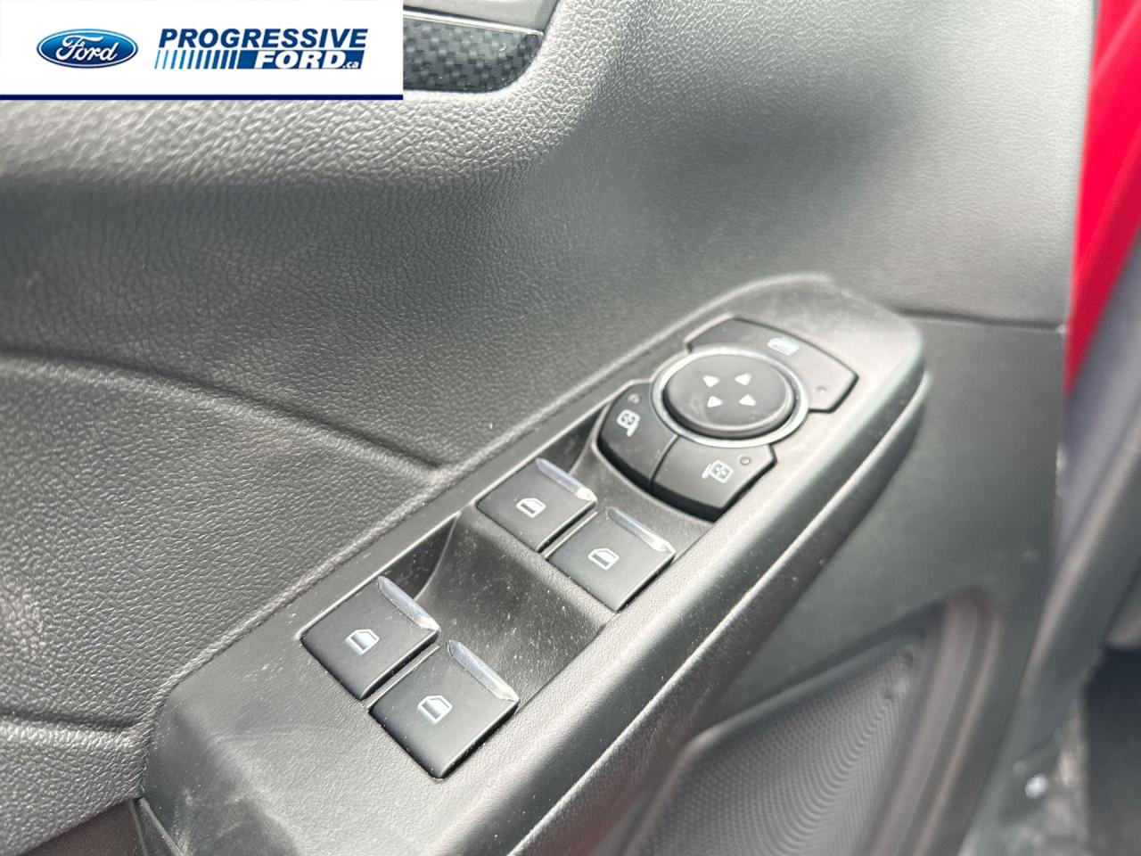 2025 Ford Escape ST-Line Select 4dr All-Wheel Drive Photo