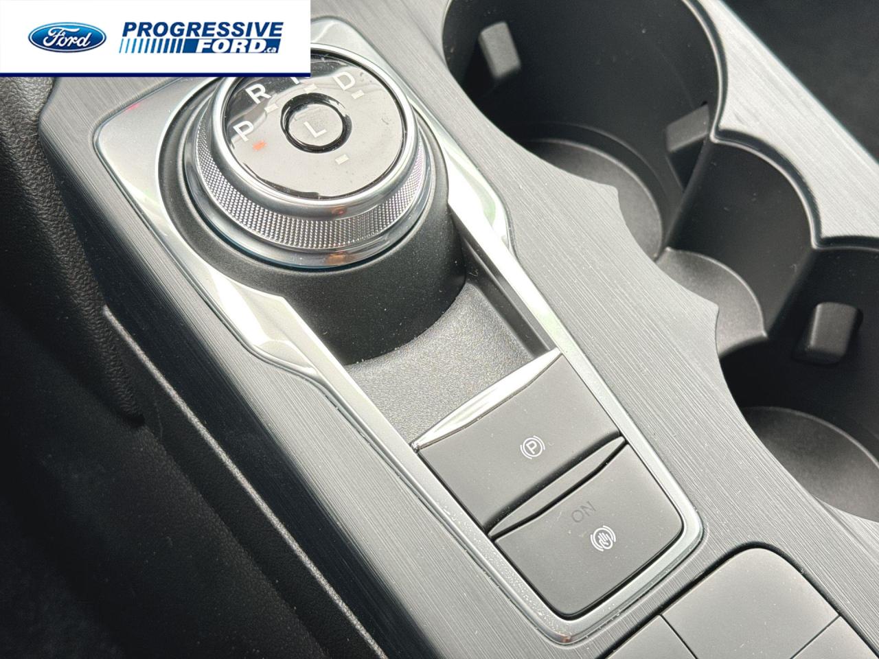 2025 Ford Escape ST-Line Select 4dr All-Wheel Drive Photo