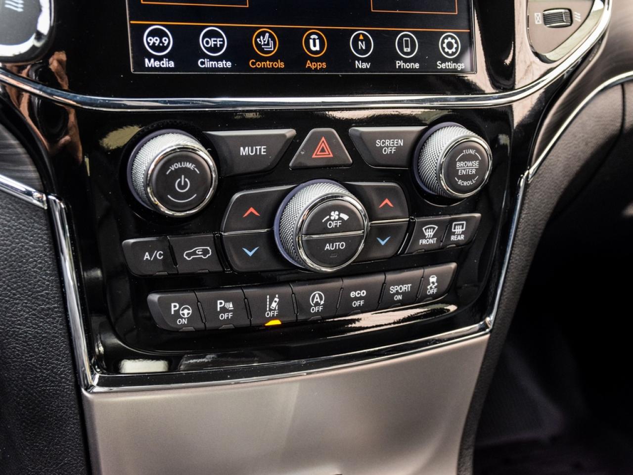 2022 Jeep Grand Cherokee WK Limited 4dr 4x4 Photo