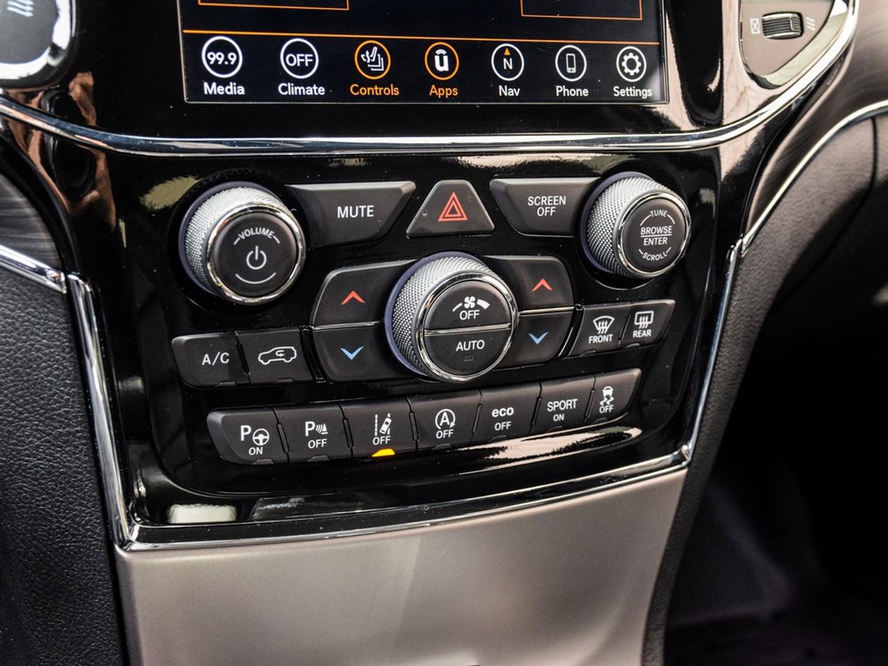 2022 Jeep Grand Cherokee WK Limited 4dr 4x4 Photo