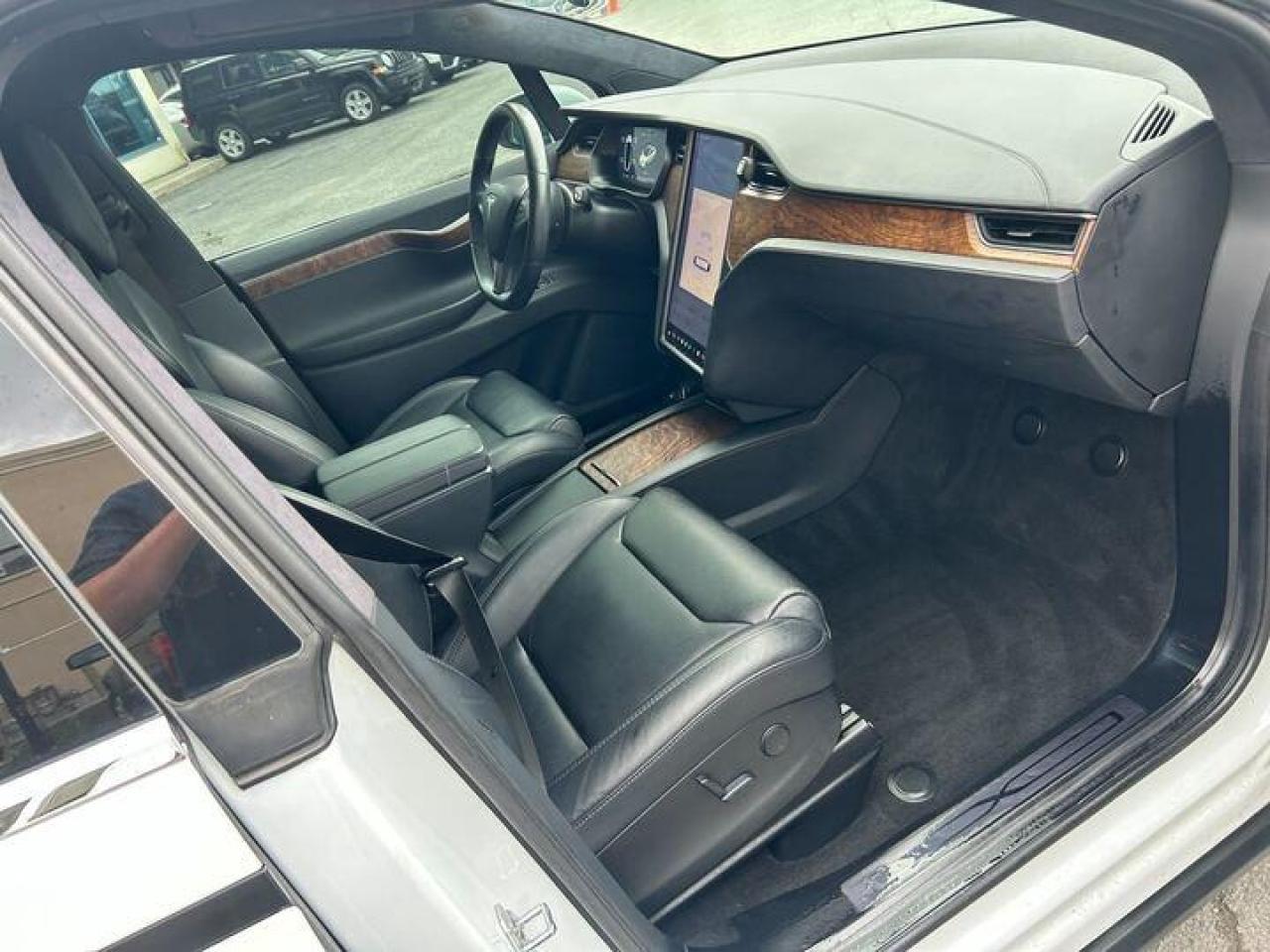 2019 Tesla Model X  Photo