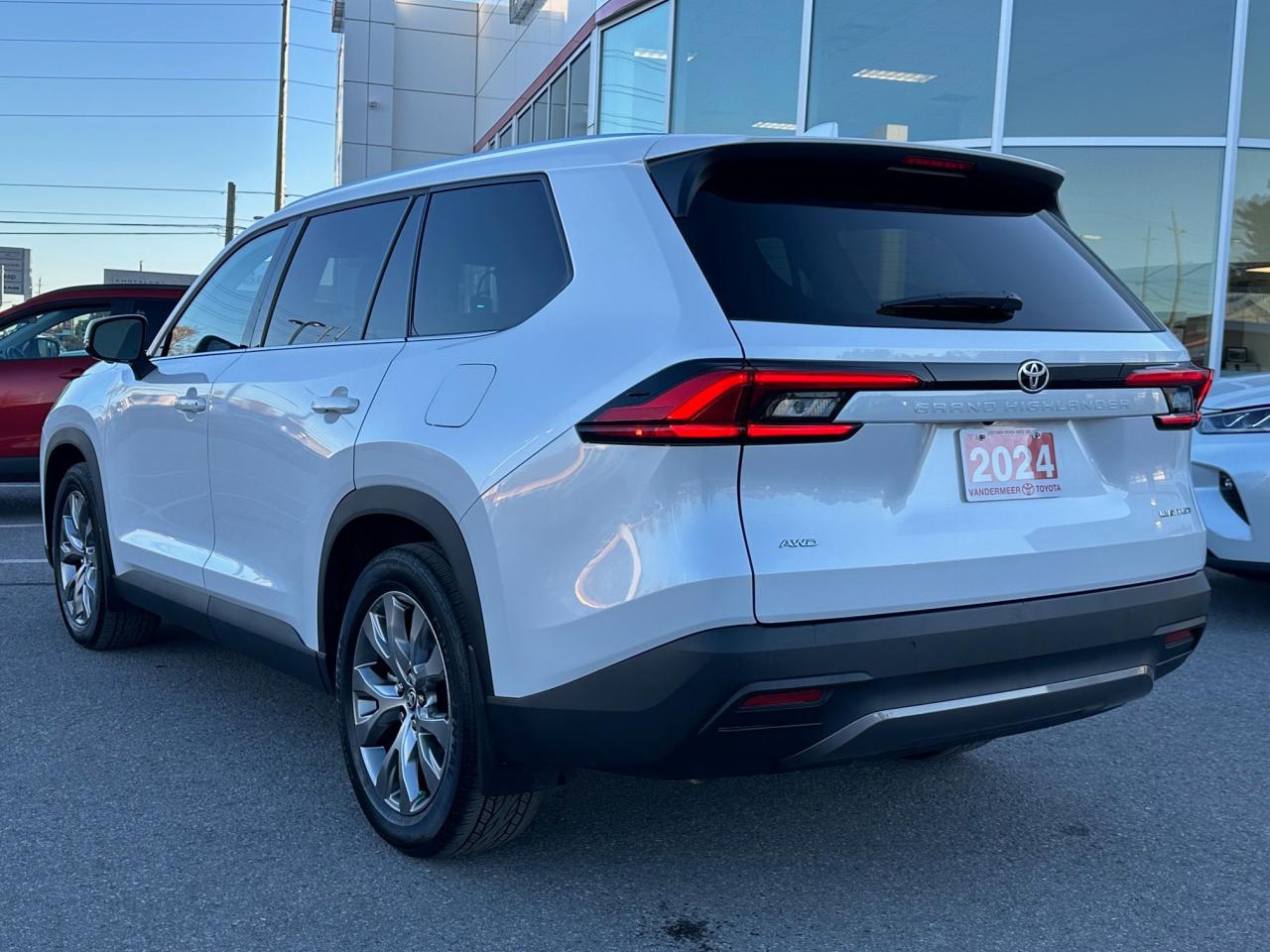 2024 Toyota Grand Highlander Limited 4dr All-Wheel Drive Photo