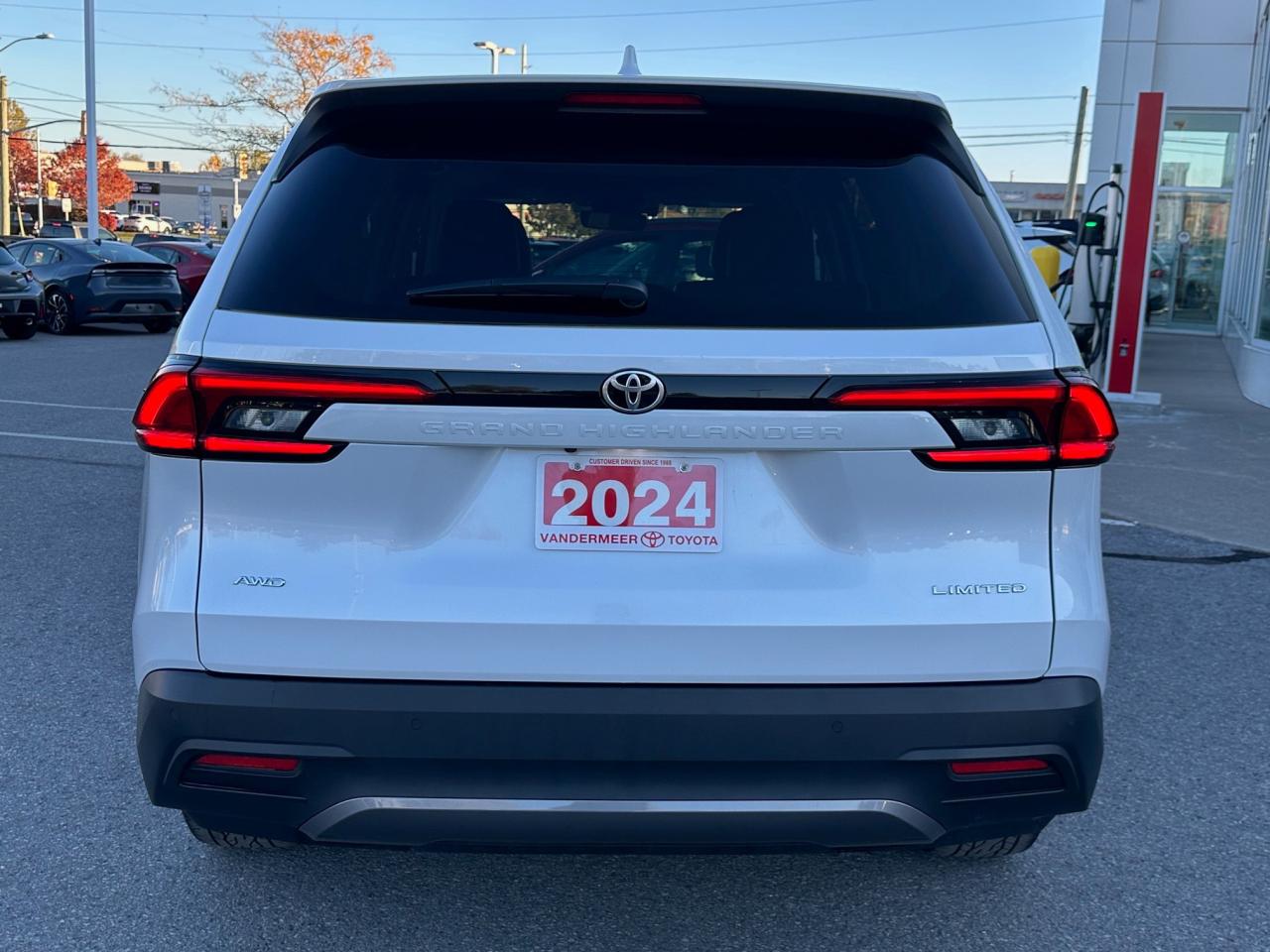 2024 Toyota Grand Highlander Limited 4dr All-Wheel Drive Photo