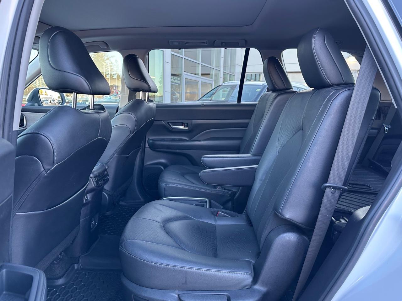 2024 Toyota Grand Highlander Limited 4dr All-Wheel Drive Photo