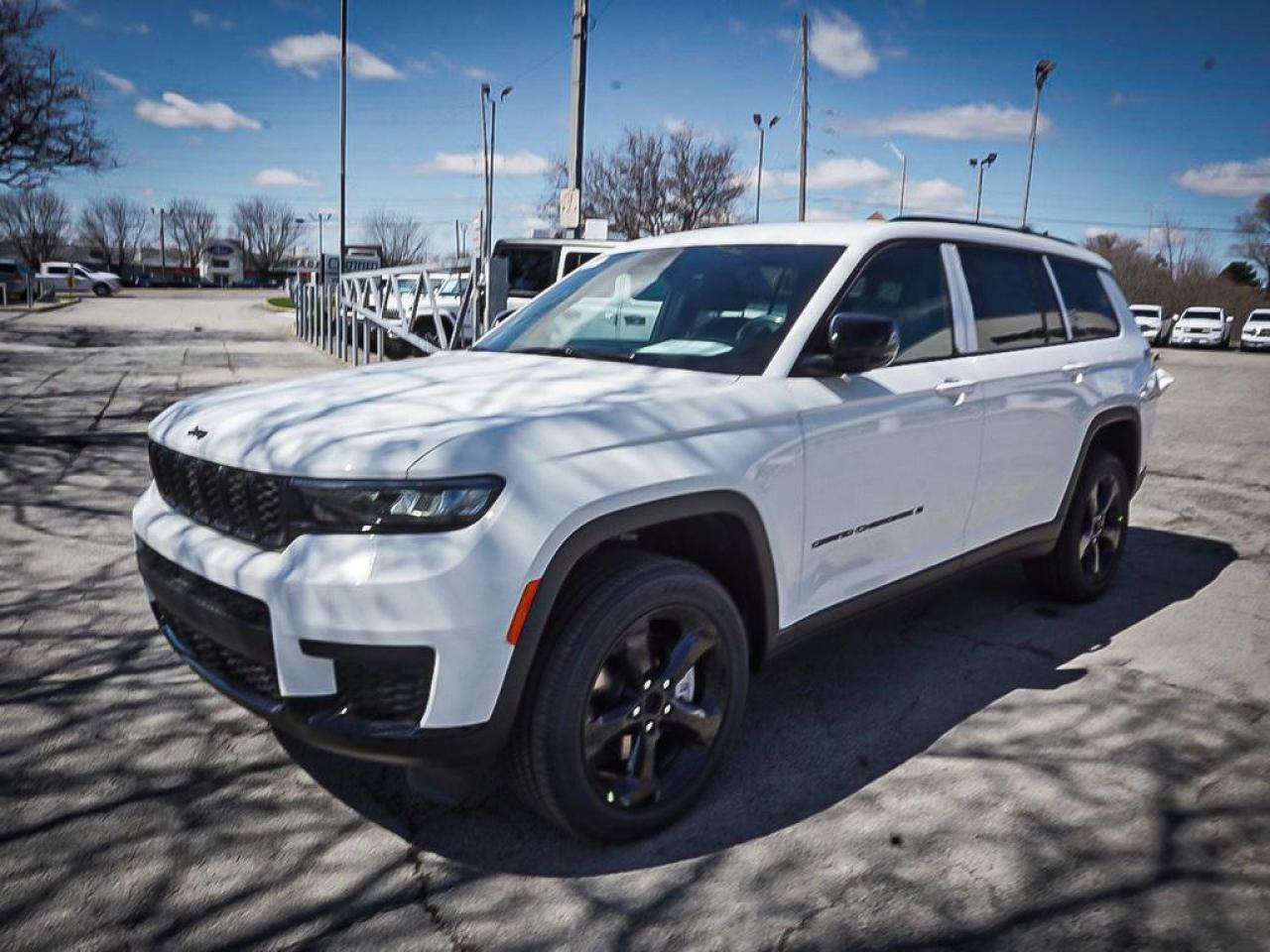 2025 Jeep Grand Cherokee L  Photo4