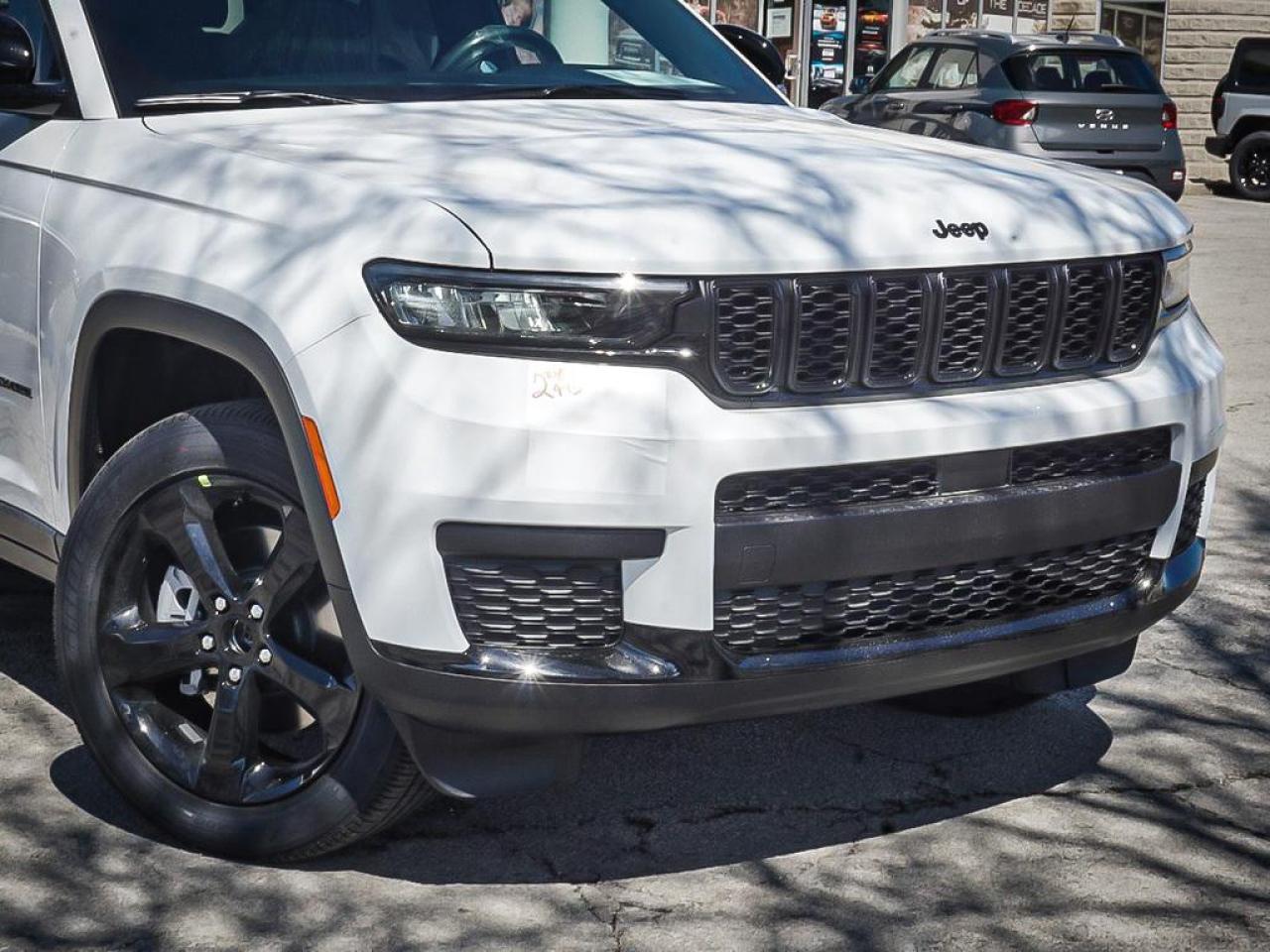 2025 Jeep Grand Cherokee L  Photo
