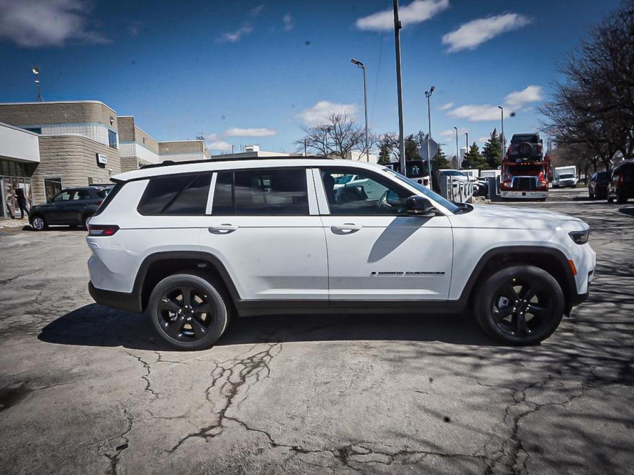 2025 Jeep Grand Cherokee L  Photo