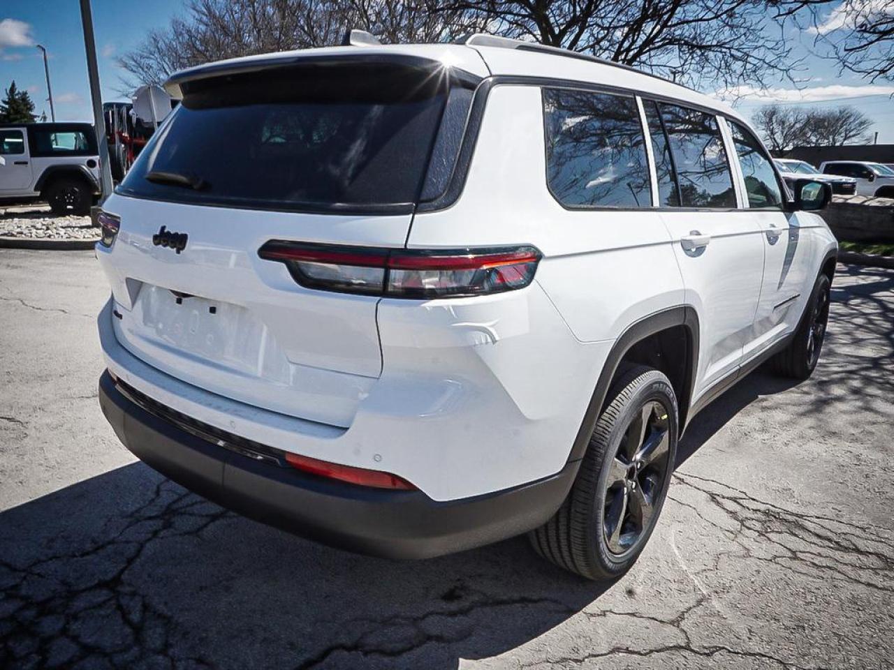 2025 Jeep Grand Cherokee L  Photo