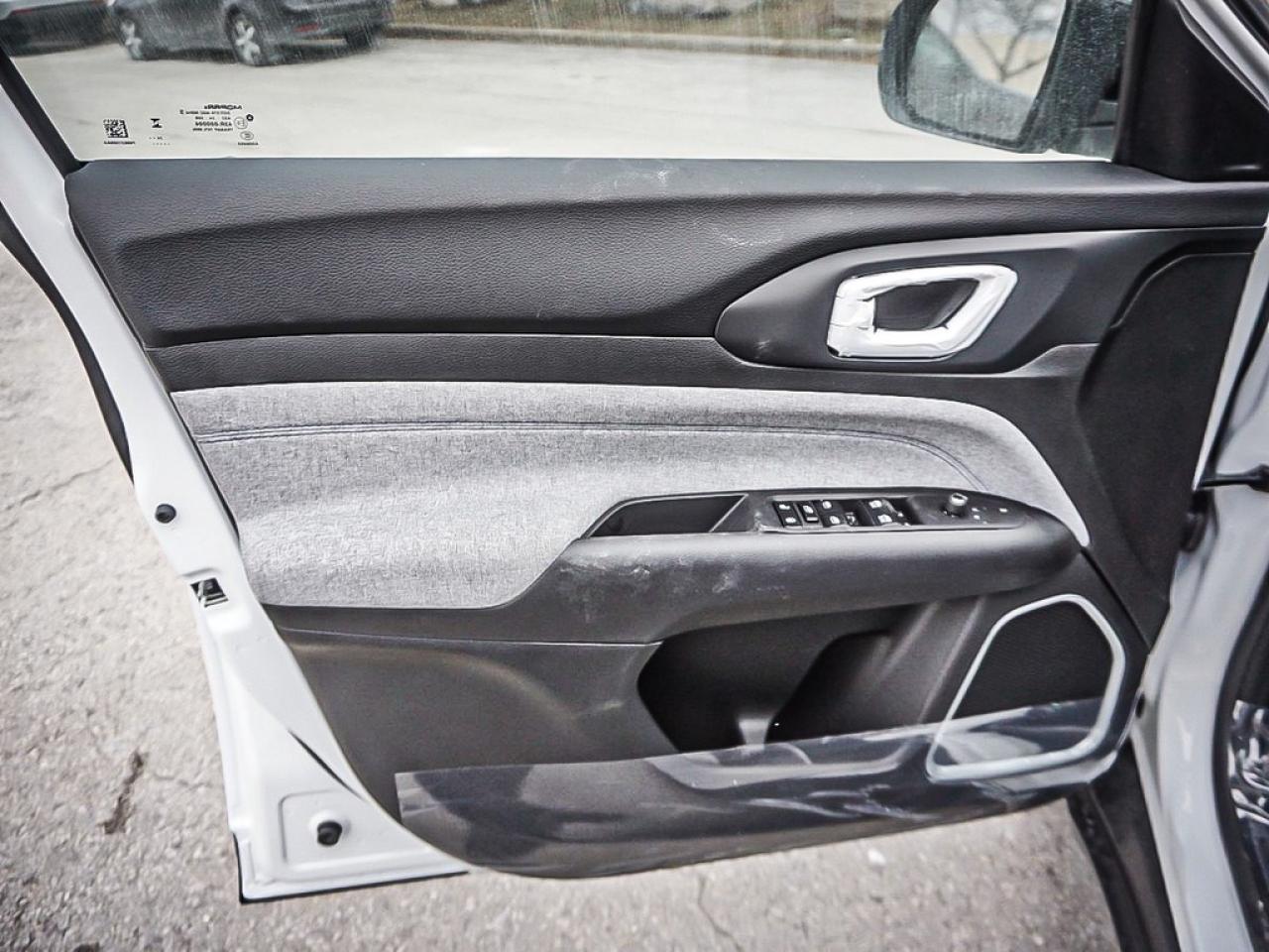 2025 Jeep Compass  Photo