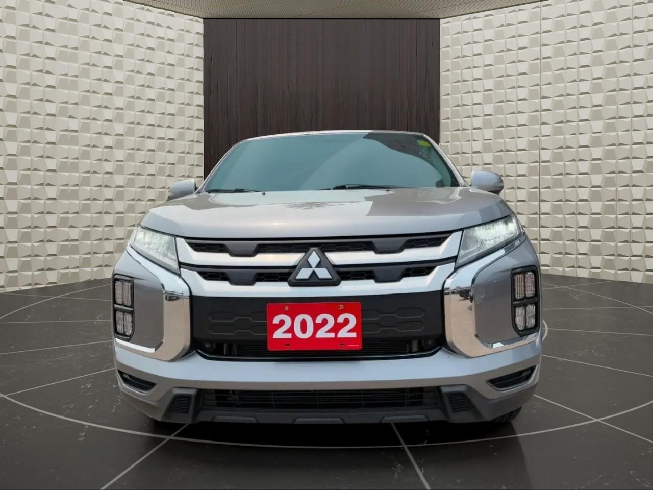 2022 Mitsubishi RVR SE 4dr AWC Photo