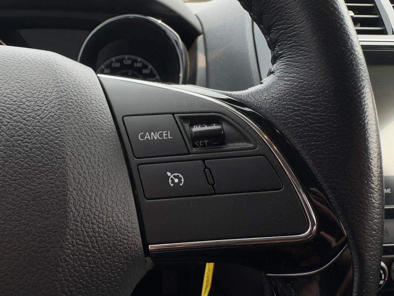 2022 Mitsubishi RVR SE 4dr AWC Photo