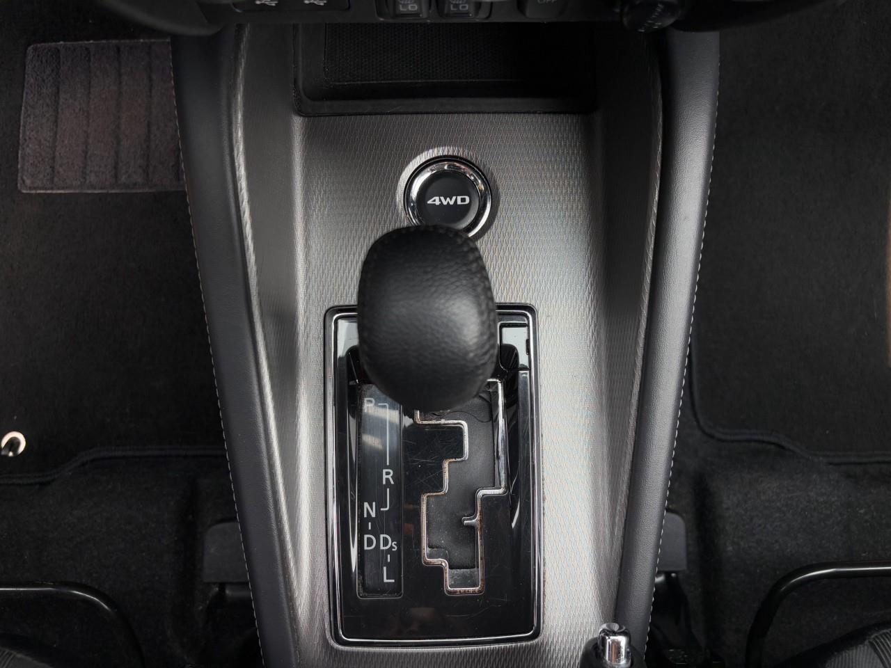 2022 Mitsubishi RVR SE 4dr AWC Photo