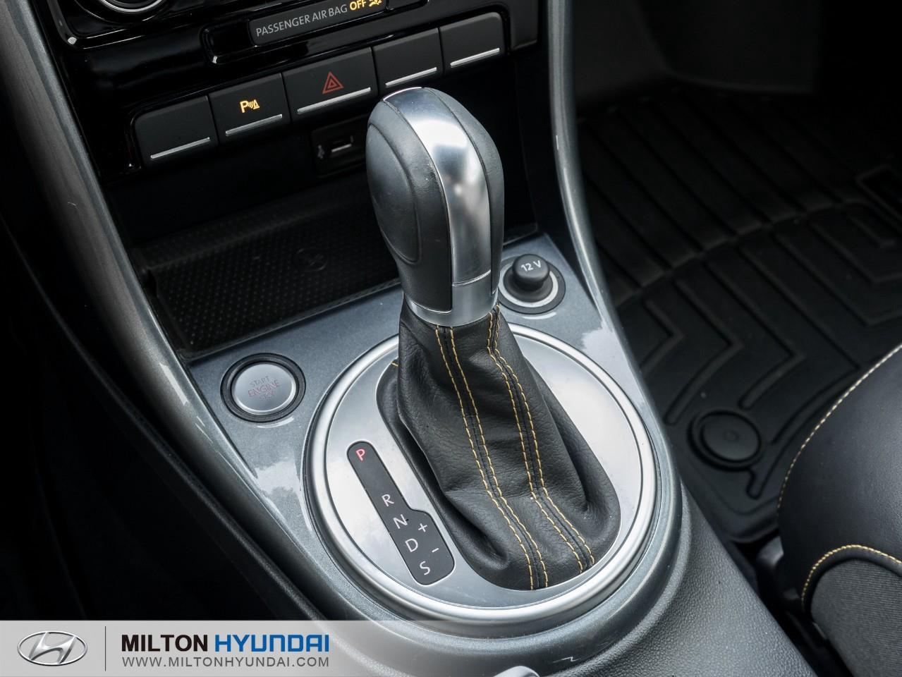 2018 Volkswagen Beetle 2.0 TSI Dune 2dr Convertible Photo