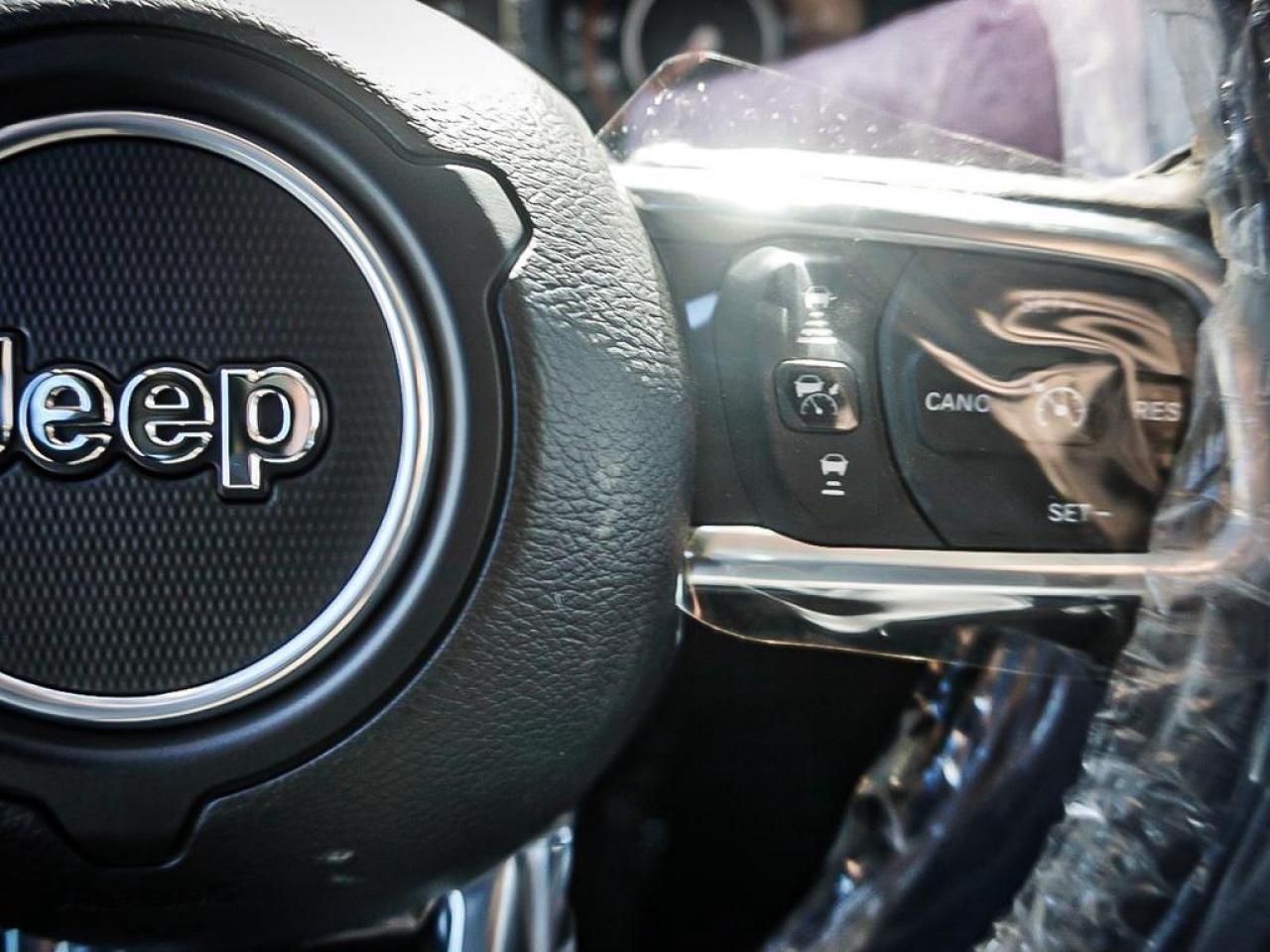 2025 Jeep Wrangler  Photo