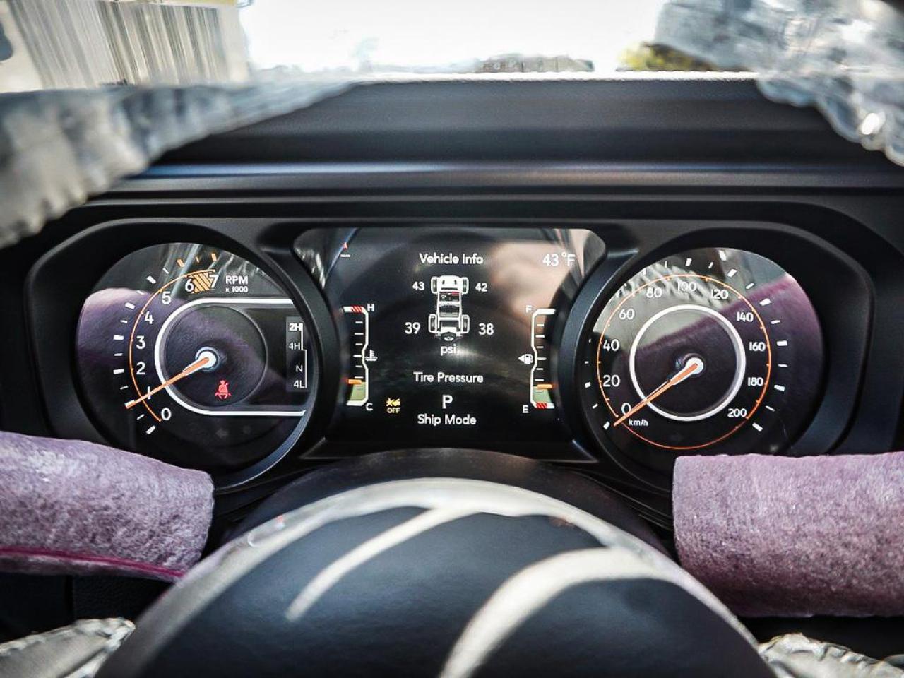 2025 Jeep Wrangler  Photo