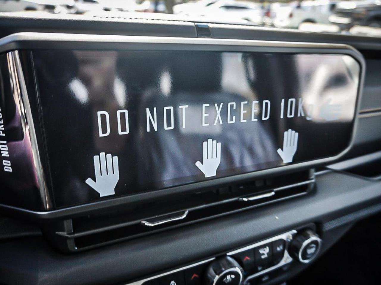 2025 Jeep Wrangler  Photo