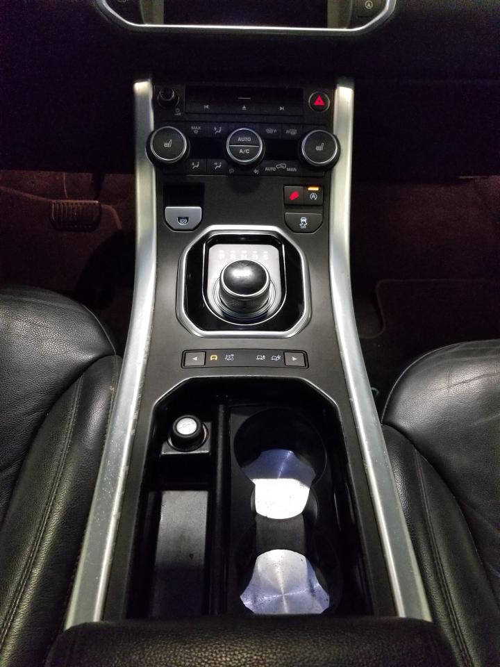 2016 Land Rover Range Rover Evoque SE 4x4 5-Door Photo