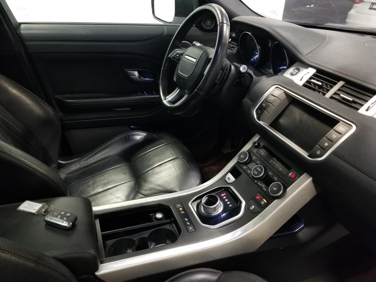 2016 Land Rover Range Rover Evoque SE 4x4 5-Door Photo