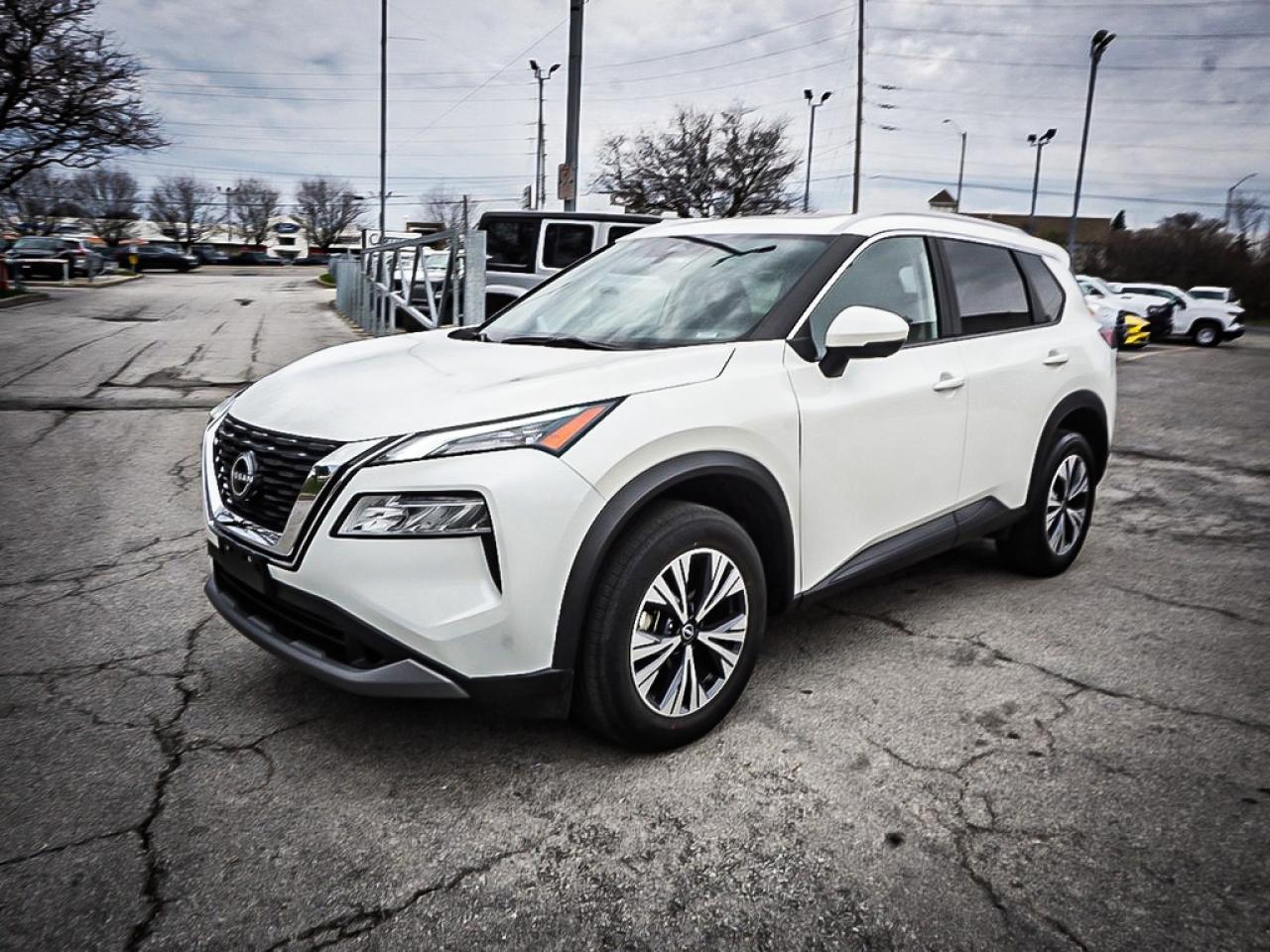 2023 Nissan Rogue  Photo4