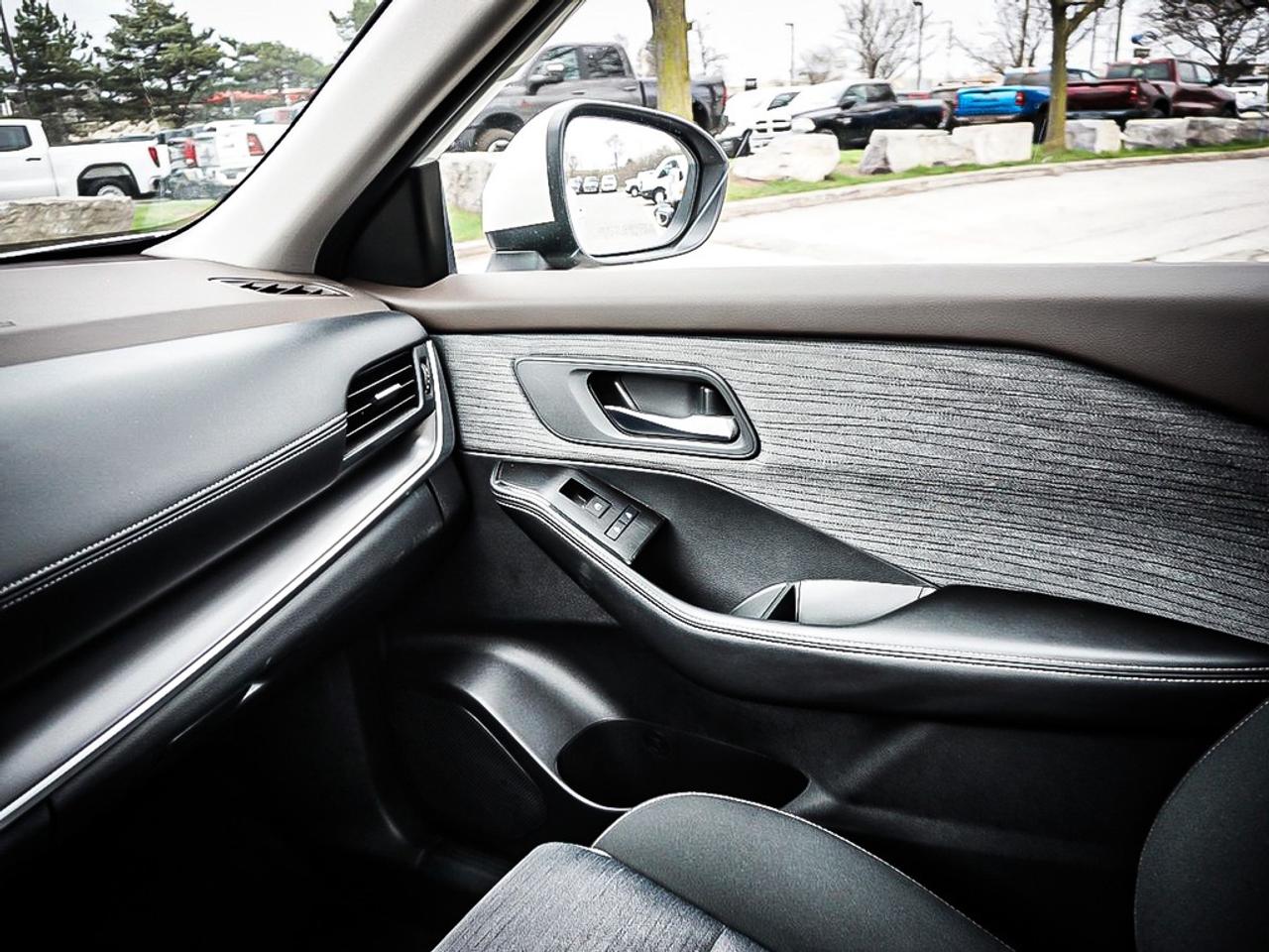 2023 Nissan Rogue  Photo